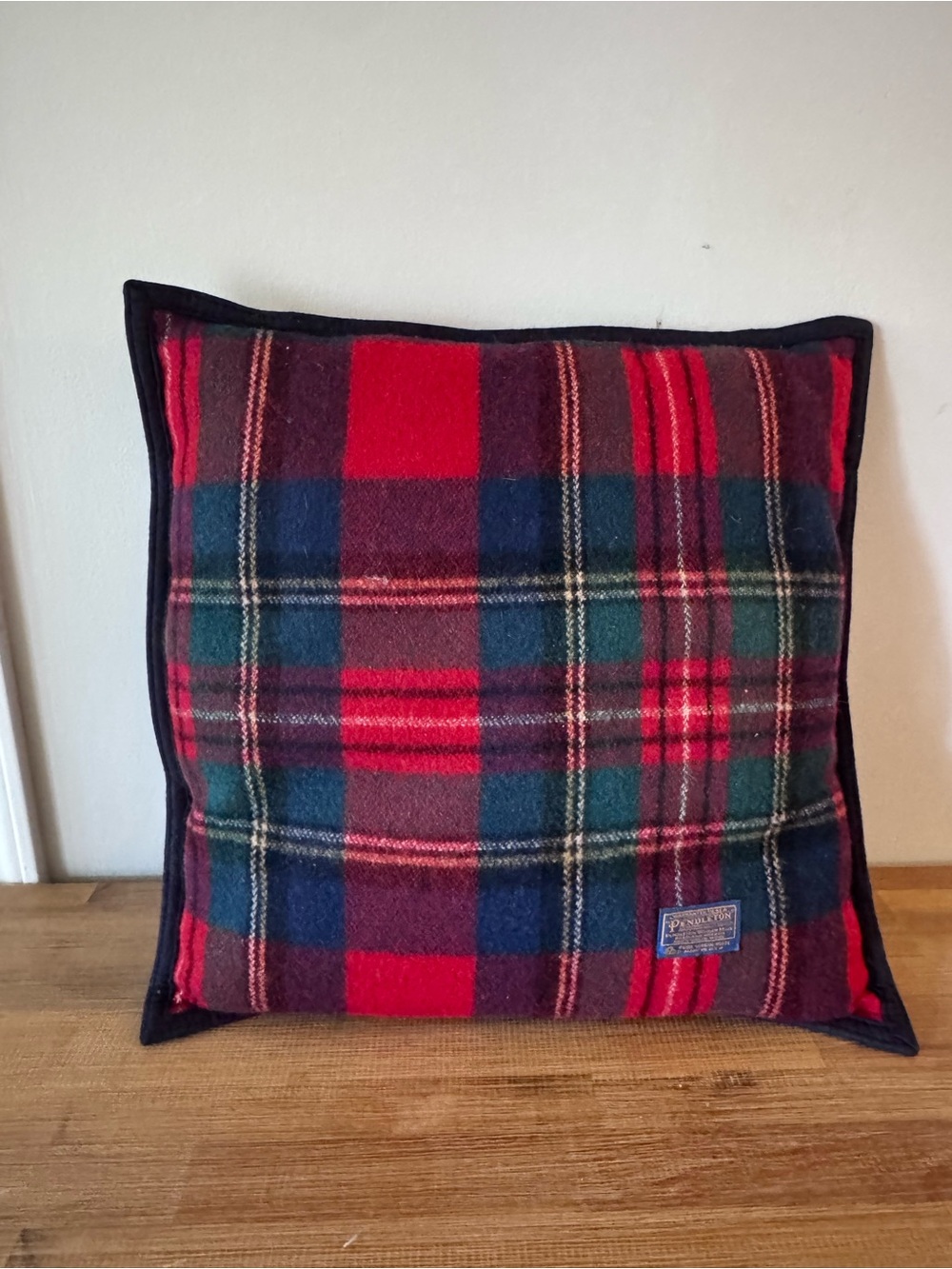Pendleton 20” Wool Plaid Throw Pillows Set of 2 Red Tartan Cabin Lodge Decor - Picture 3 of 9